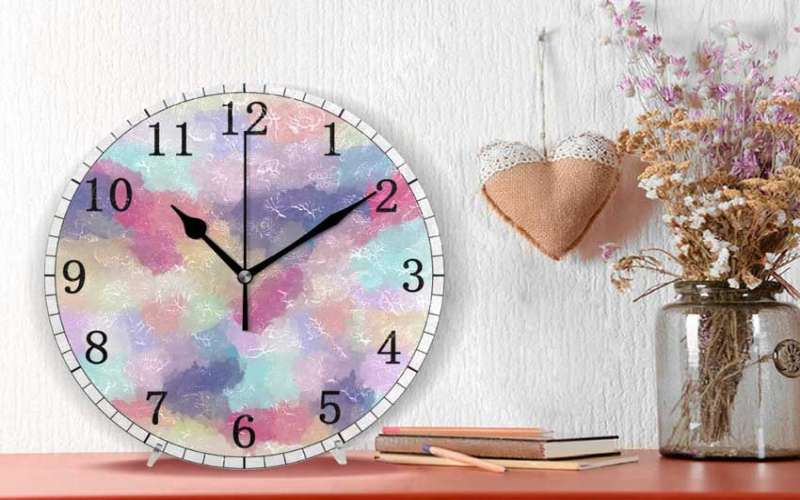 چگونه یک ساعت مناسب برای منزل خود بخریم؟