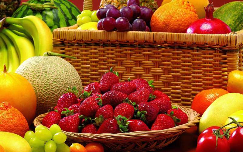 چرا باید میوه بخوریم؟