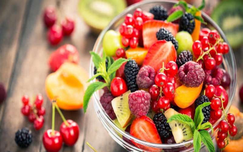 چرا باید میوه بخوریم؟