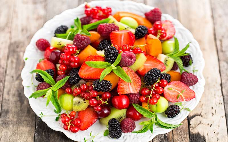 فواید خوردن میوه های تابستانی
