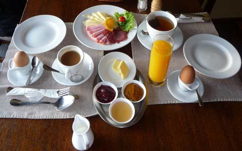 چرا باید صبحانه خورد؟