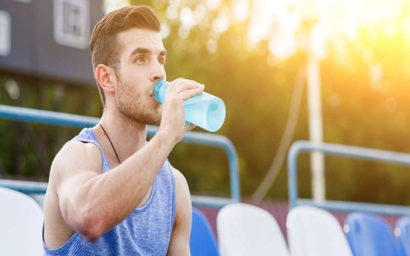فواید نوشیدن آب چیست ؟