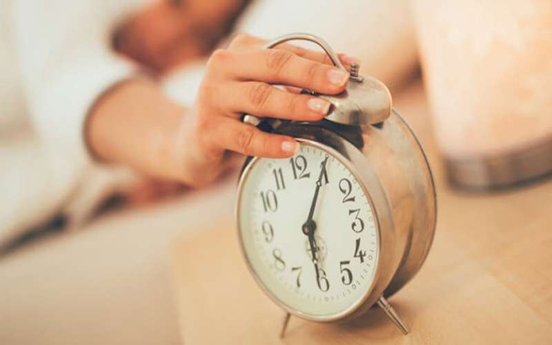 چگونه ساعت خواب خود را تنظیم کنیم ؟