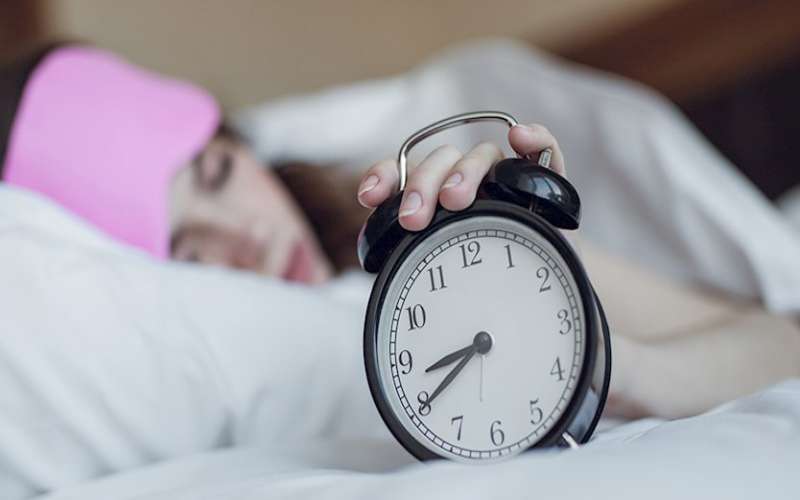 چگونه ساعت خواب خود را تنظیم کنیم ؟