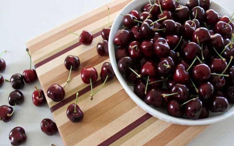 آلبالو چه خواصی دارد ؟