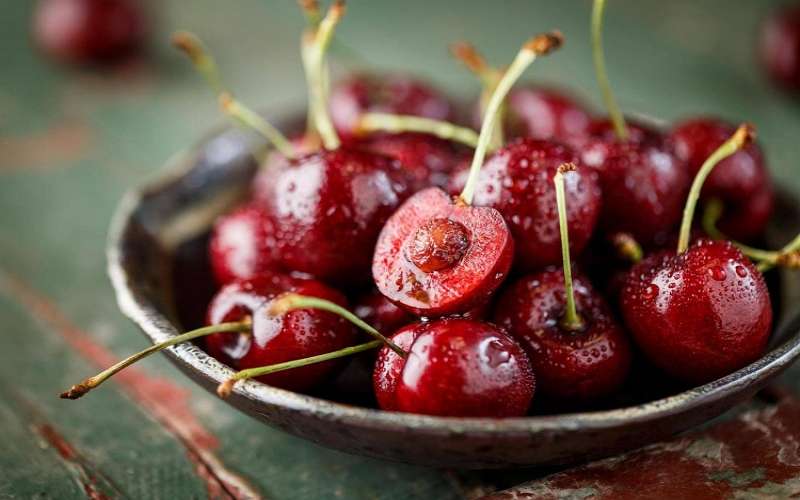 آلبالو چه خواصی دارد ؟
