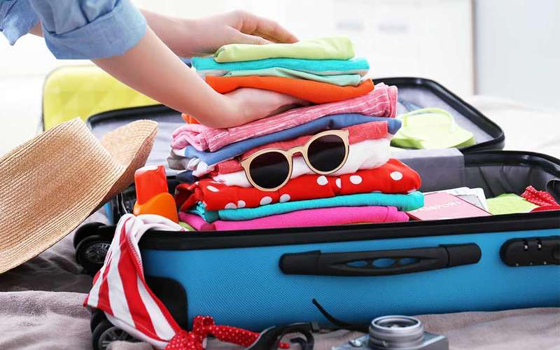 در هنگام سفر چه وسایلی همراه خود ببریم ؟